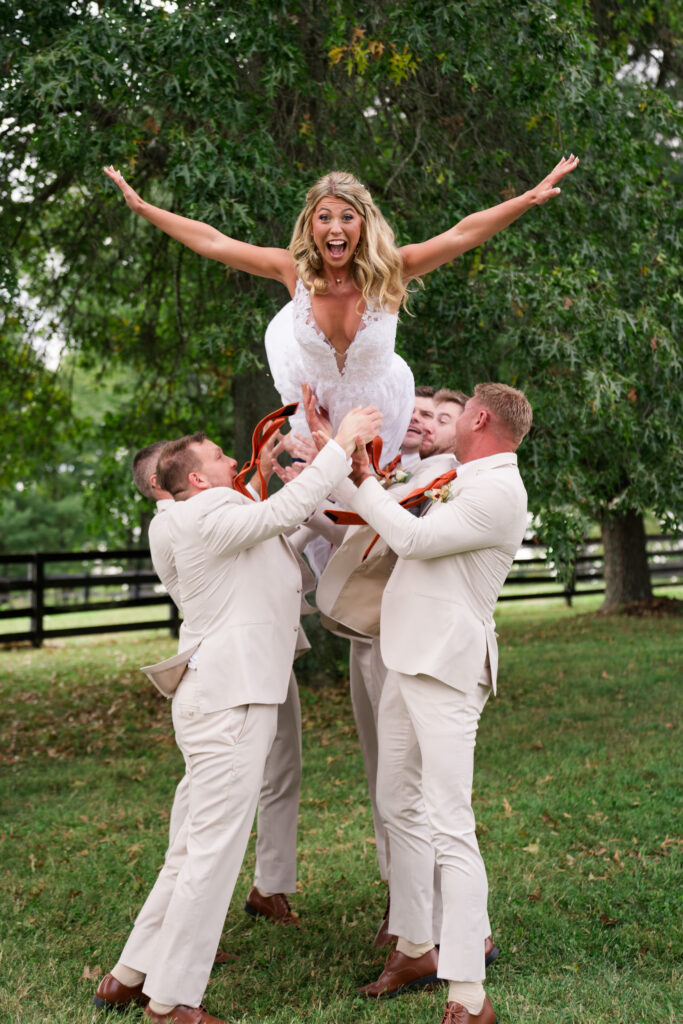 Fall kentucky wedding bridal party