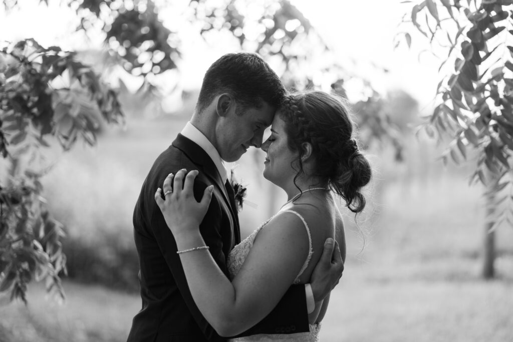 Louisville Wedding Photographer black and white bride and groom