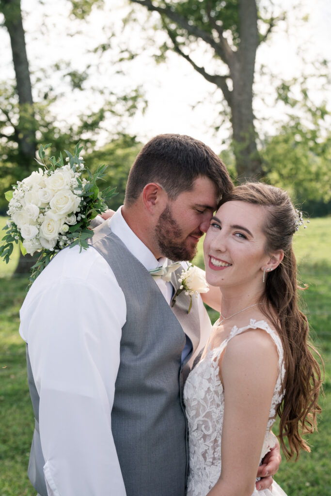 Louisville Wedding Photographer beautiful bride and groom summer wedding