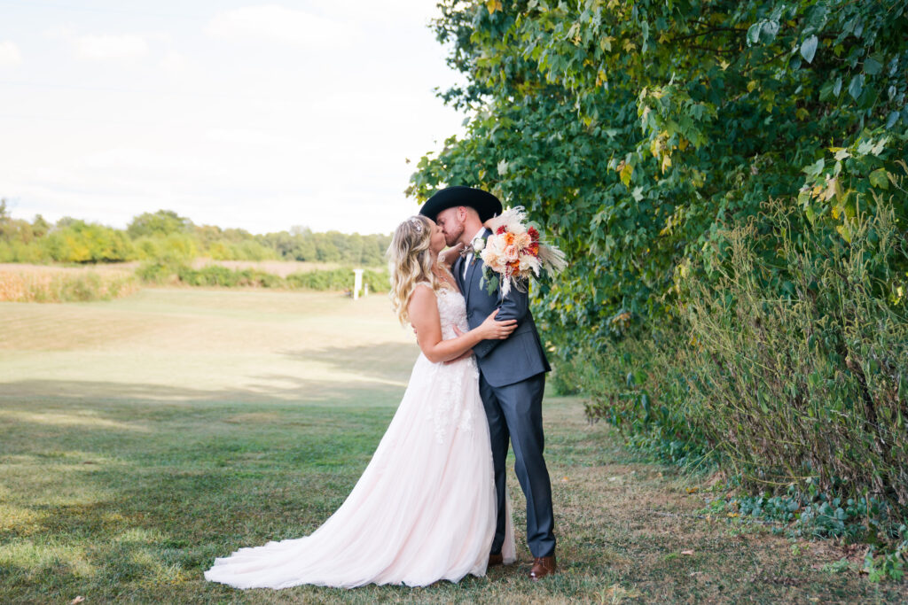 Rustic Barn Wedding in Madison, Indiana 