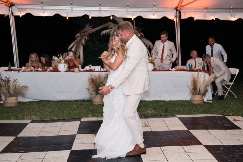 Fall Kentucky Wedding First Dance