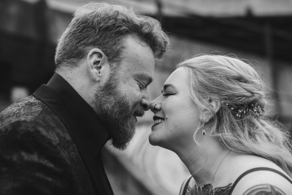 Louisville wedding photographer close up black and white